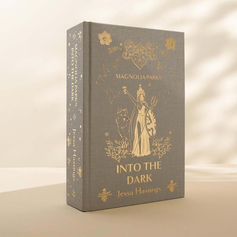 Magnolia Parks: Into the Dark Deluxe Special Edition (Book 5)